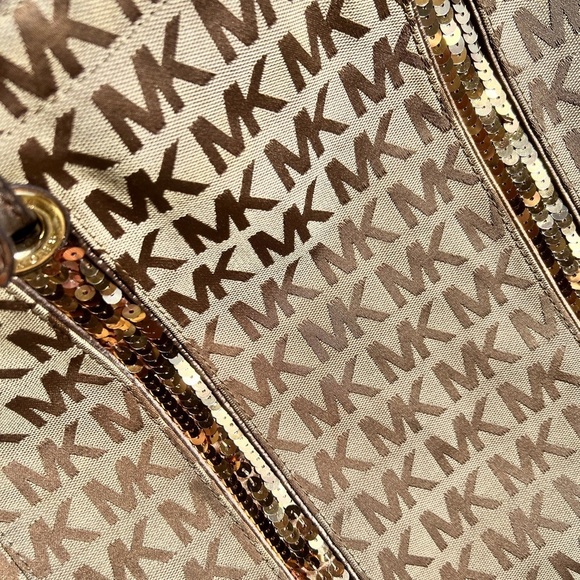 Michael Kors Brown and Tan Signature MK logo Tote with adjustable straps - Picture 6 of 15